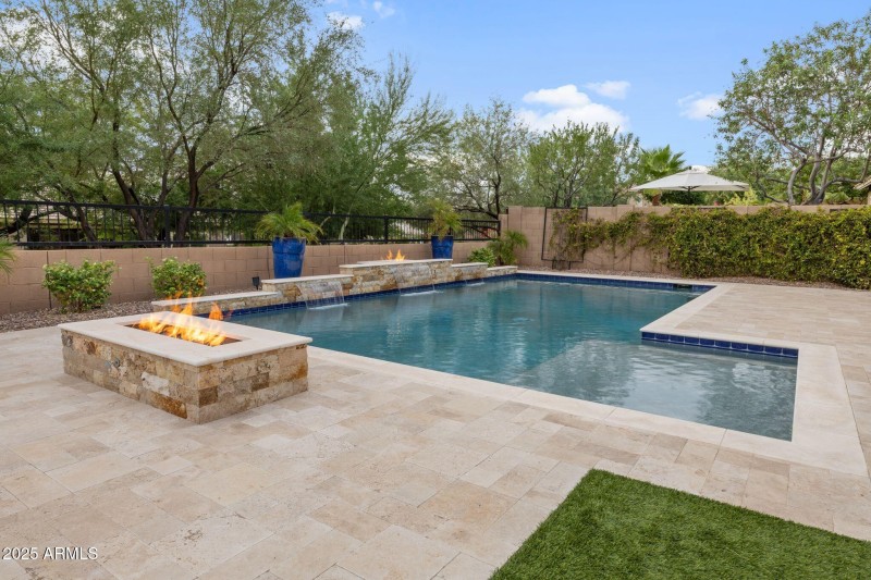409-Backyard