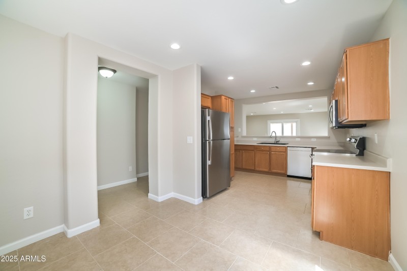 1015459.22650 W Pima St - Kitchen