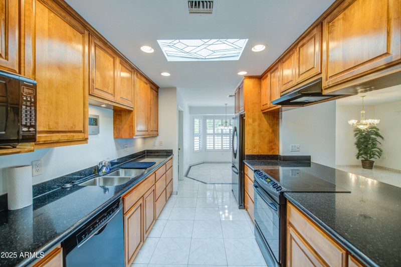Kitchen 6