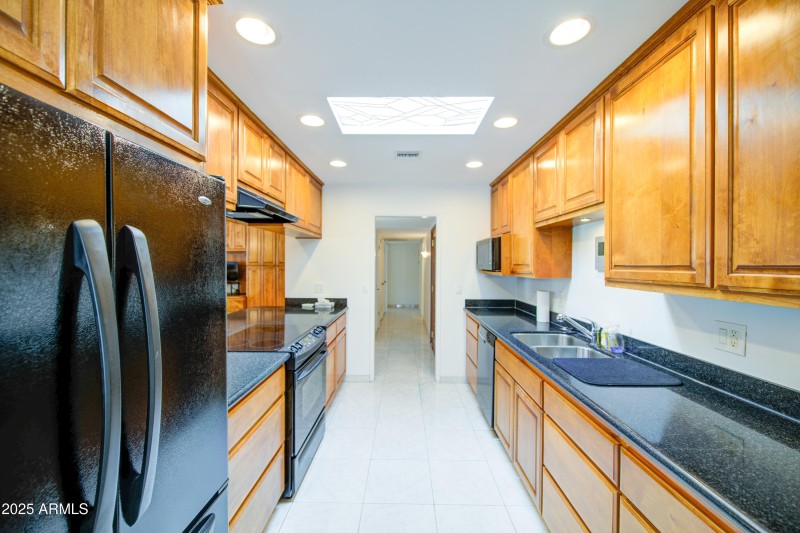 Kitchen 8