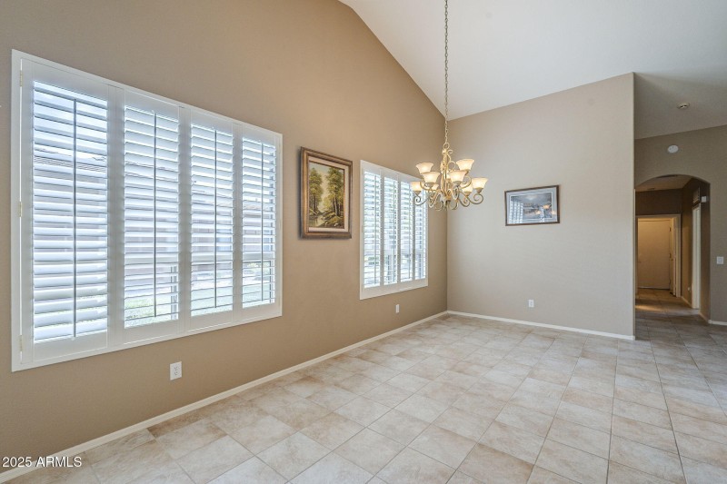 12-web-or-mls-Champagne-12