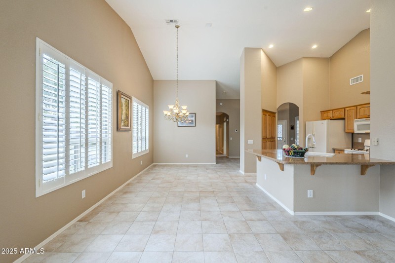 13-web-or-mls-Champagne-13