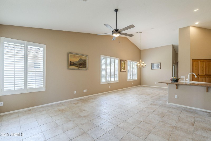 18-web-or-mls-Champagne-18