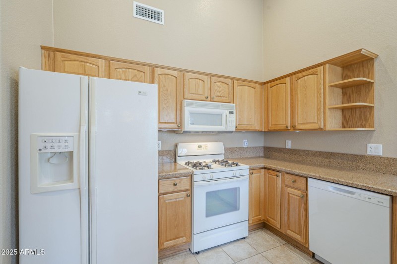 21-web-or-mls-Champagne-21