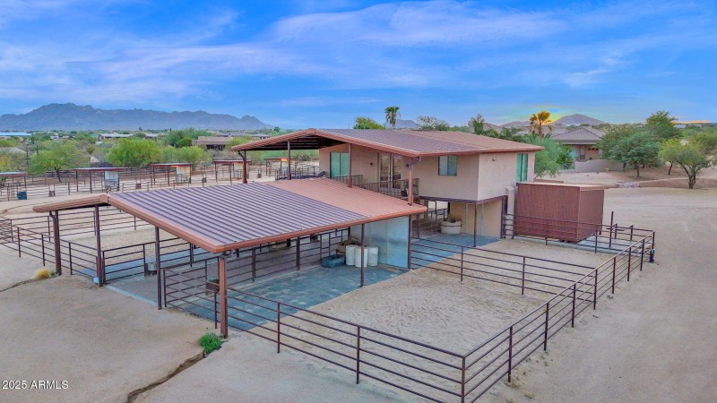 Back of First class barn with apartment