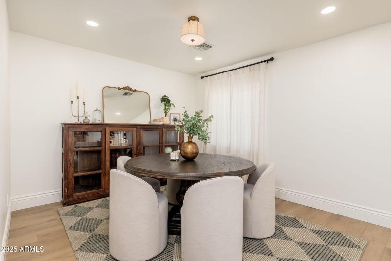 Dining Room & Flex Space