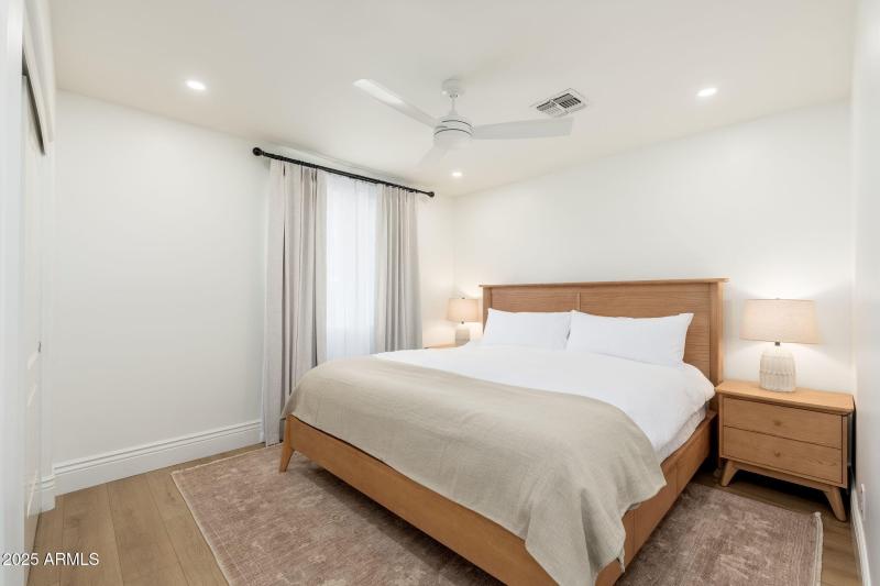 Guest Bedroom 1 (King)