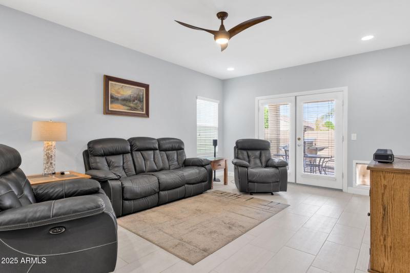 18-web-or-mls-10830-e-topaz-ave