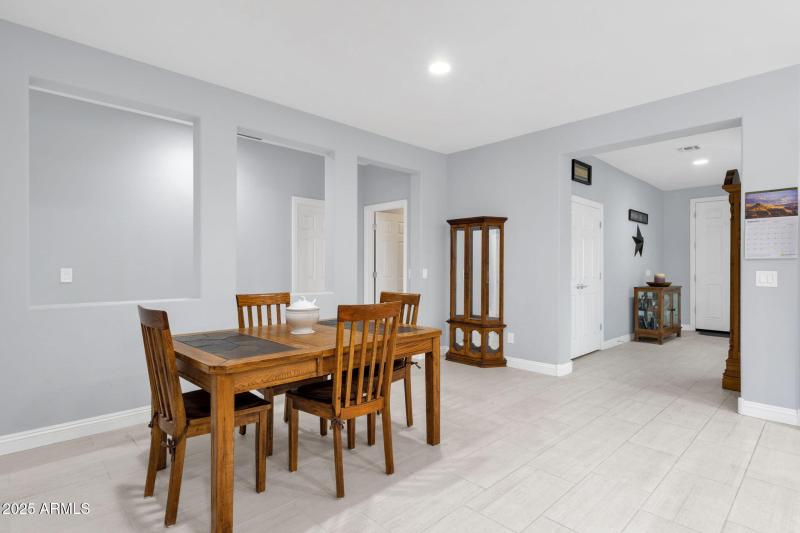 10-web-or-mls-10830-e-topaz-ave