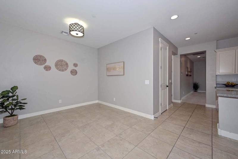 Breakfast Room