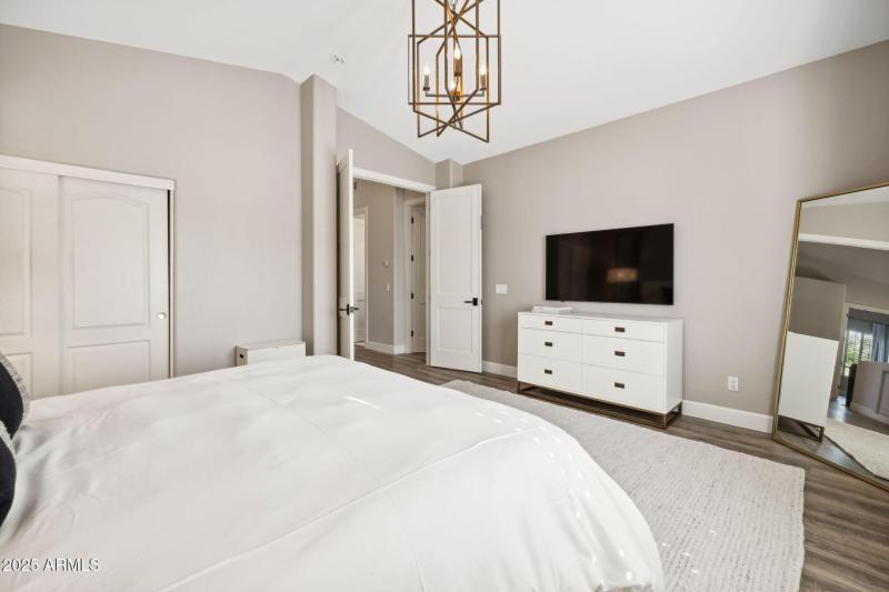 11-web-or-mls-6414-e-monte-cristo-ave