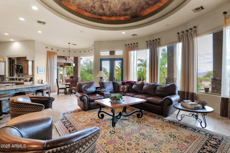 Western contemporary family rm