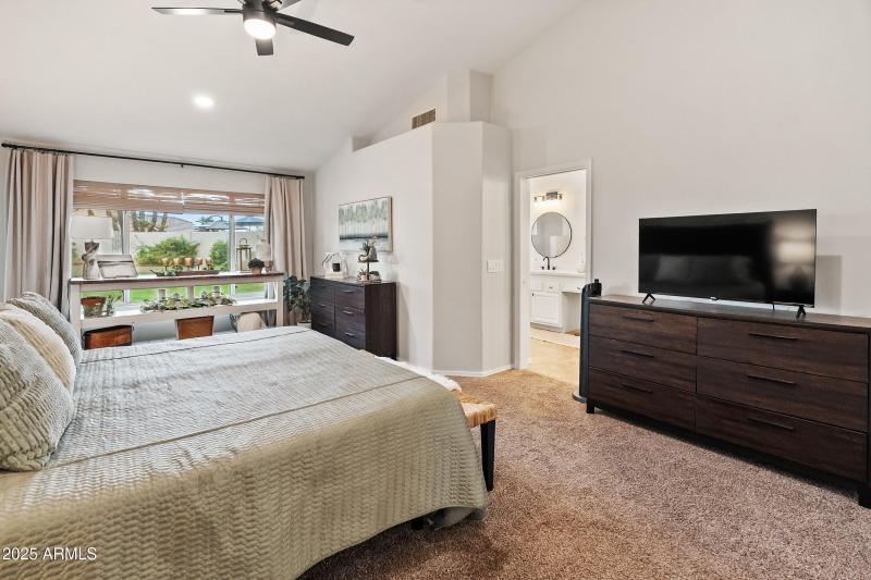 8623 W Escuda Dr-11