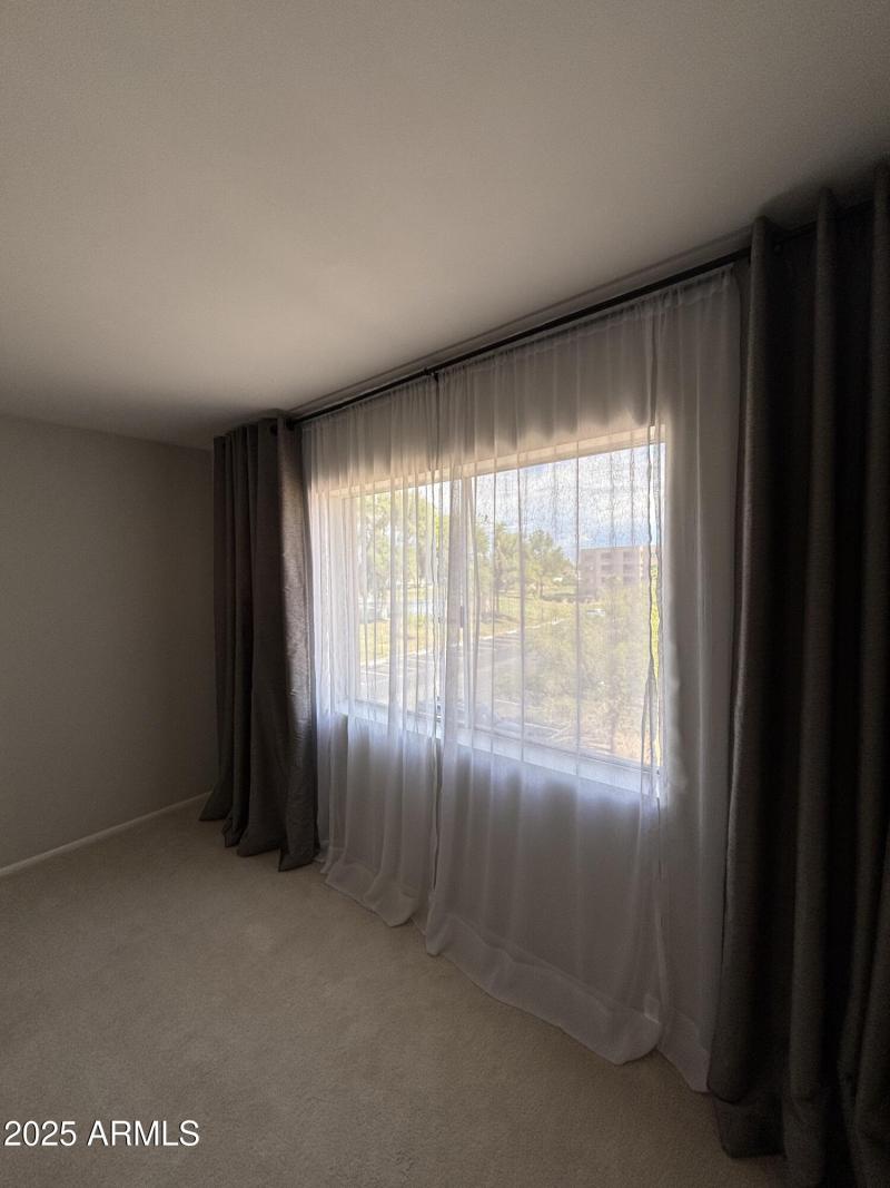 F8DE4909-2A59-46F8-BA2E-F7034EF77213