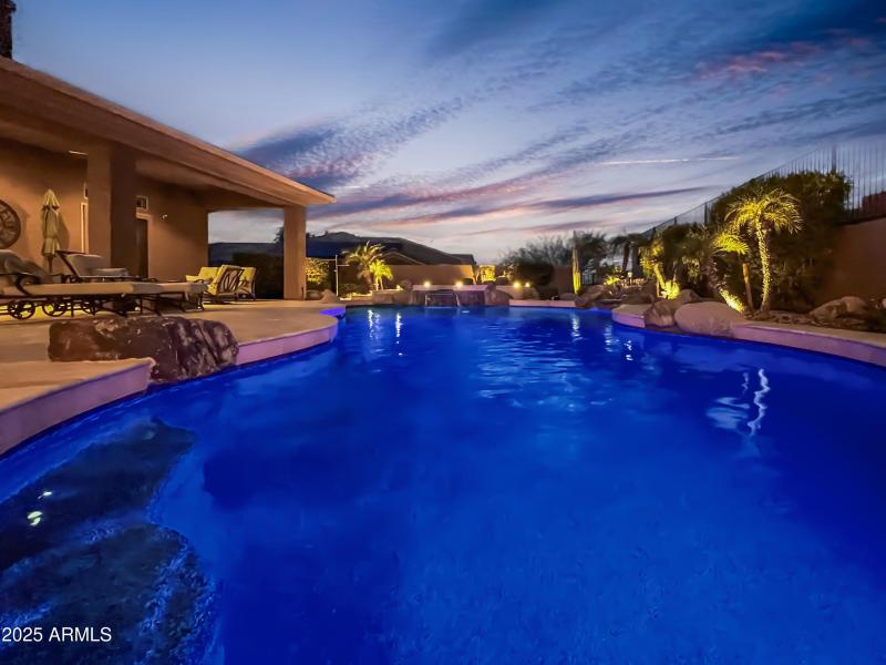 c4d789599fc38ef968c9684dc74661b0be1fe613