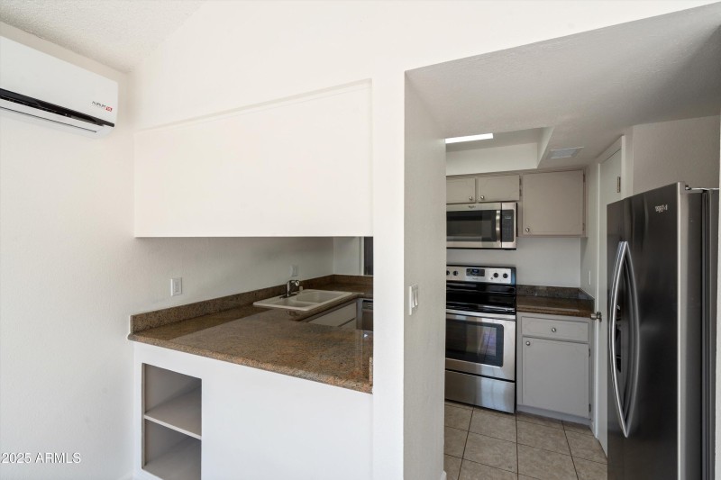 11-Kitchen