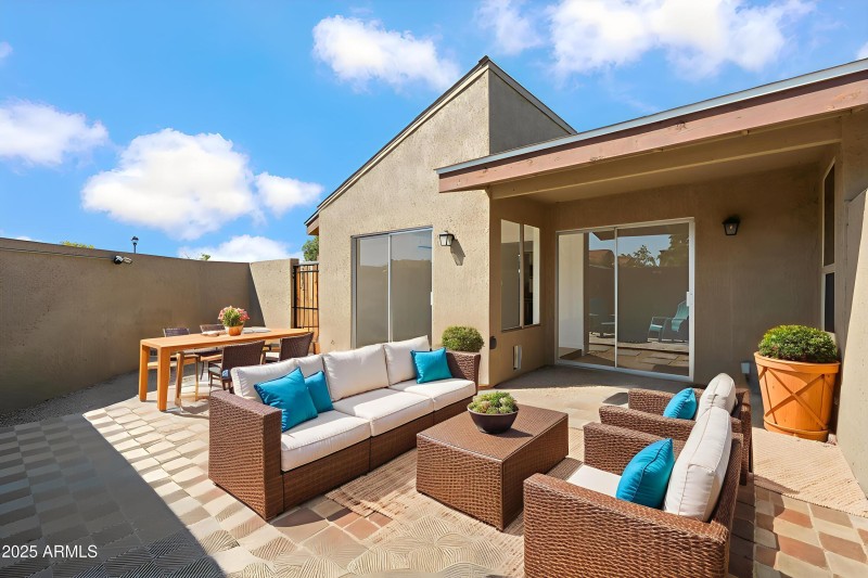 26-Back-Patio - Outdoor - Standard - 2