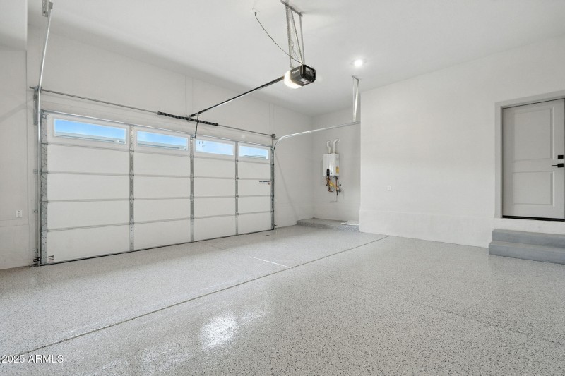 128 W Willo Court