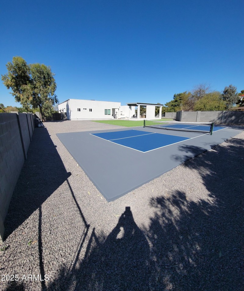aa 76 pickball turf rv parking se 3-21-2