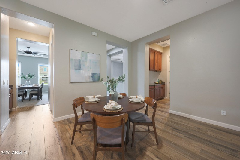 Eat in kitchen area