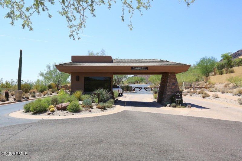 Guard Gate