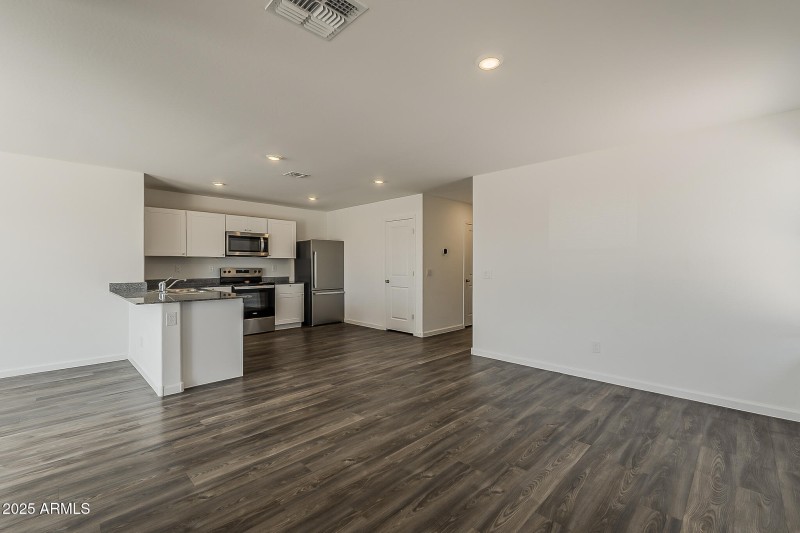 13-print-Carousel-13