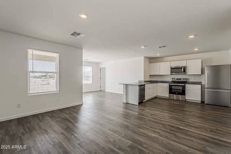 14-print-Carousel-14