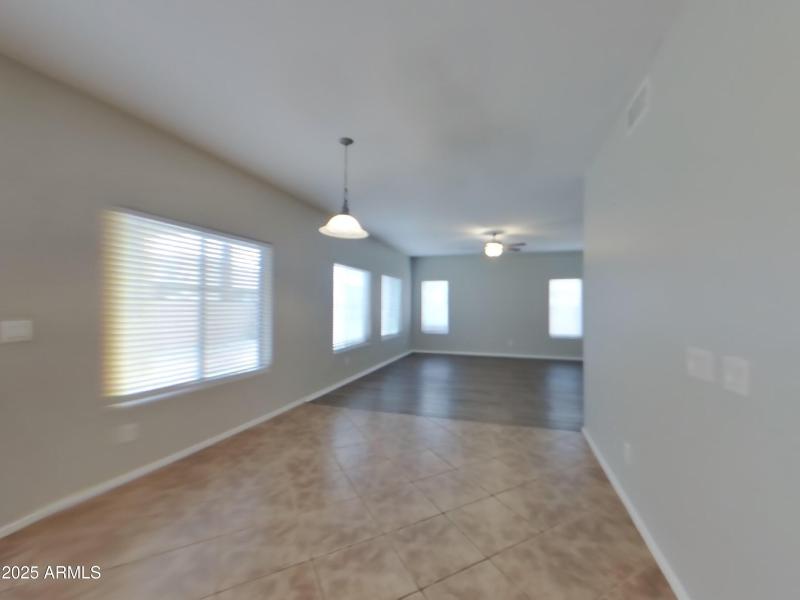 5_pc_MdkUbNuIWJ_sYf29139HX_layout_1