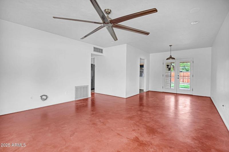 dining area w/French doors