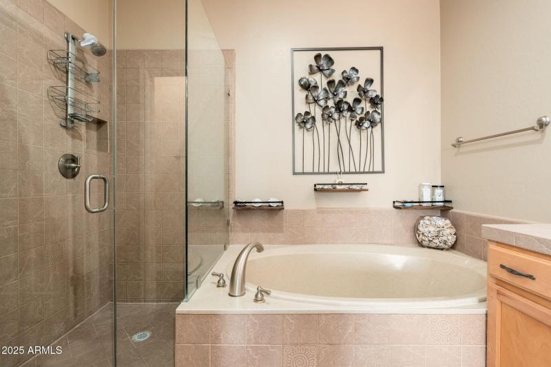 19550 N Grayhawk Dr UNIT 2063 - 023