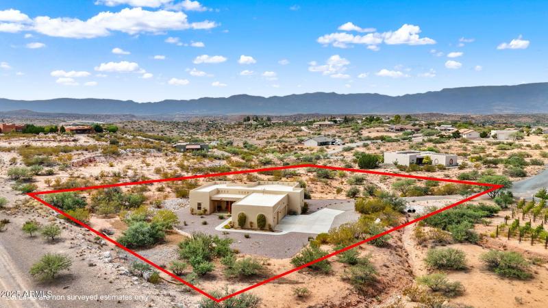 4-Aerial Front_2 Lot Lines