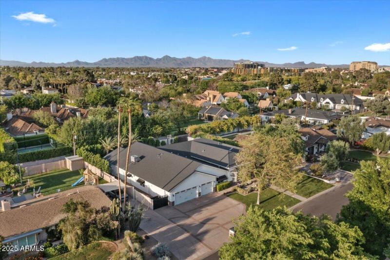 002-Aerial front of home