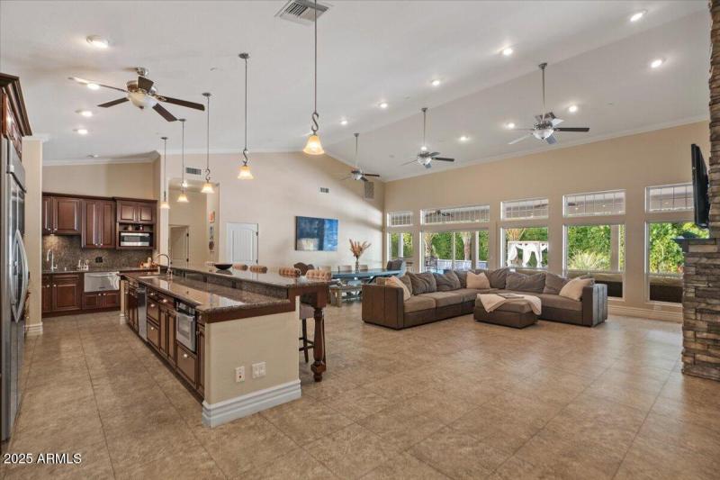 015-Kitchen & Living Room