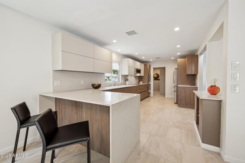 21-web-or-mls-7339-e-keim-dr