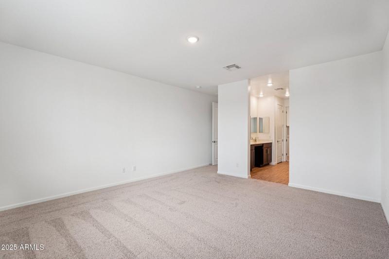 36-web-or-mls-W Brown St-S1909-036