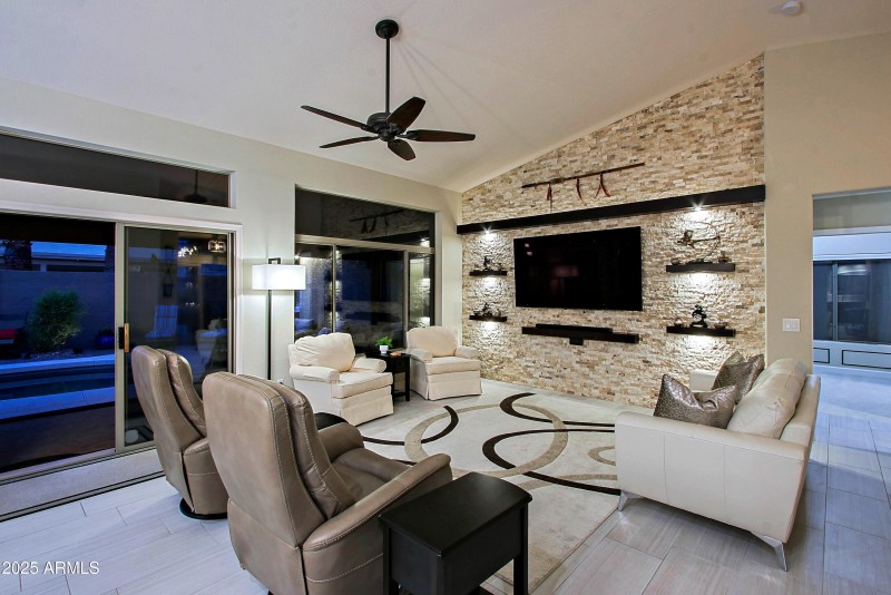 Greatroom 8