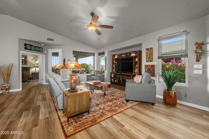 6512-E-Hacienda-La-Noria-8