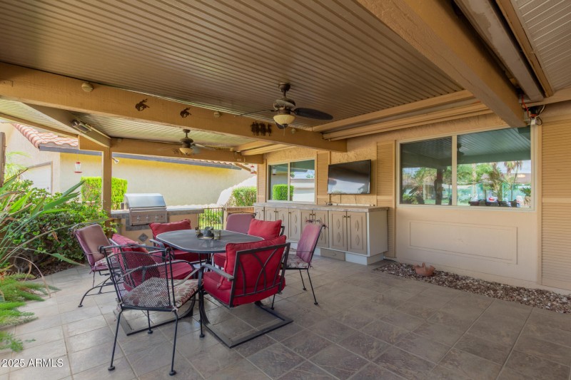 10 - Leisure World 624