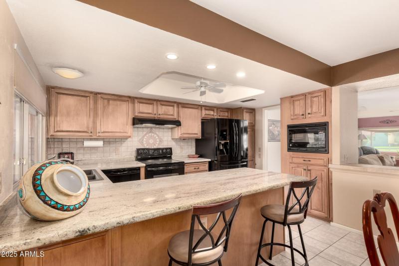 23 - Leisure World 624