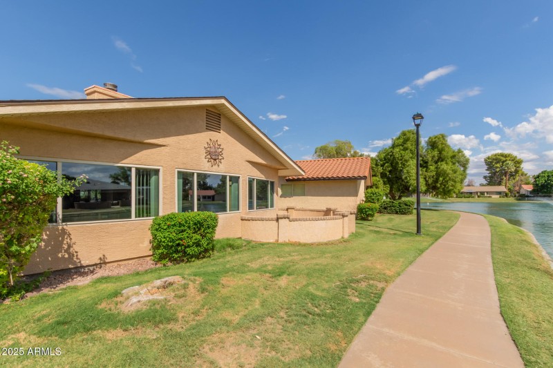 42 - Leisure World 624
