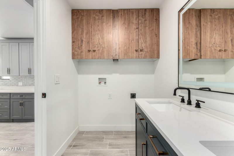 Guest house/ ADU laundry