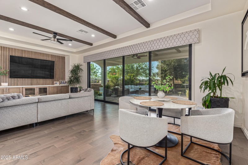 Dining/family room