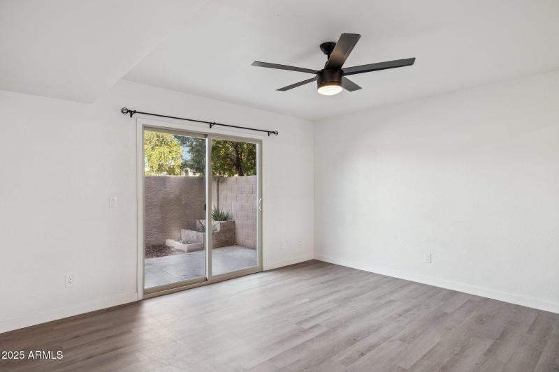 8-web-or-mls-4206-e-agave-rd