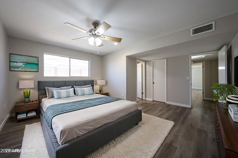 B-(20) - Bedroom - Modern - 5