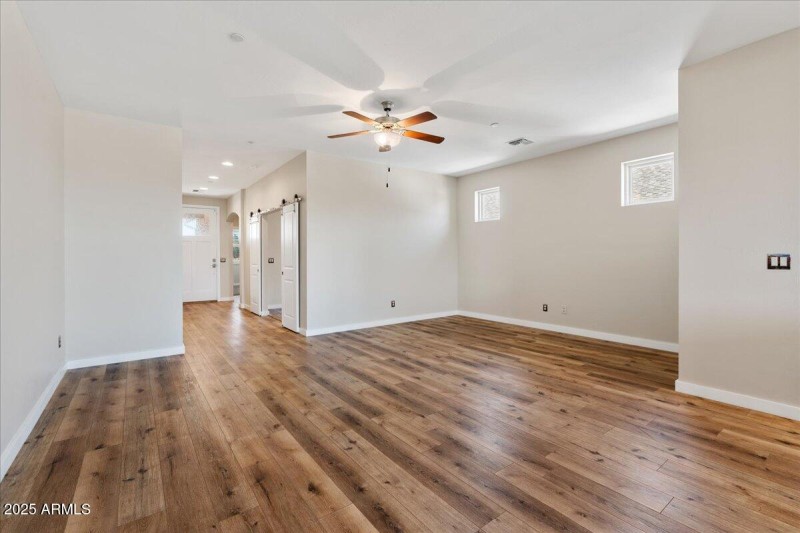 10-Living Room