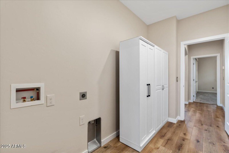 23-Laundry Room