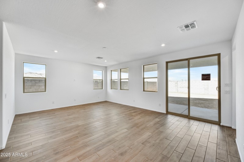 10-Family Room