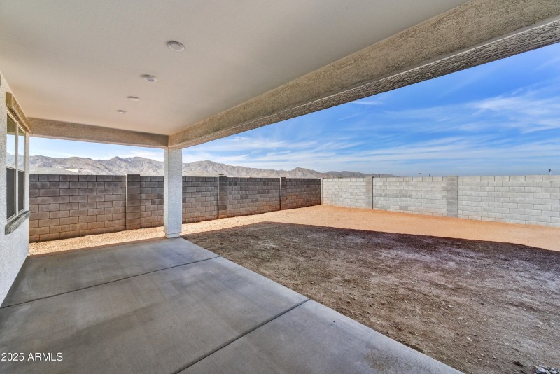 14-Covered Patio