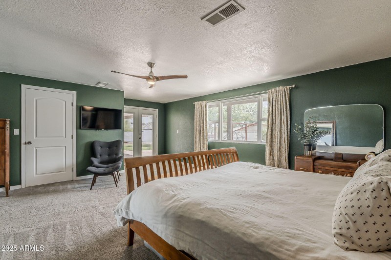 Primary Bed