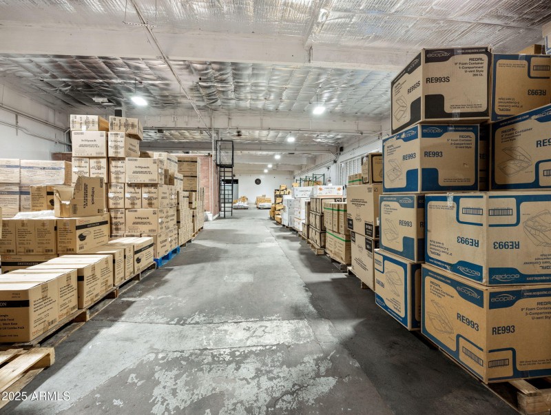 43-web-or-mls-4239 N 40th Ave-34